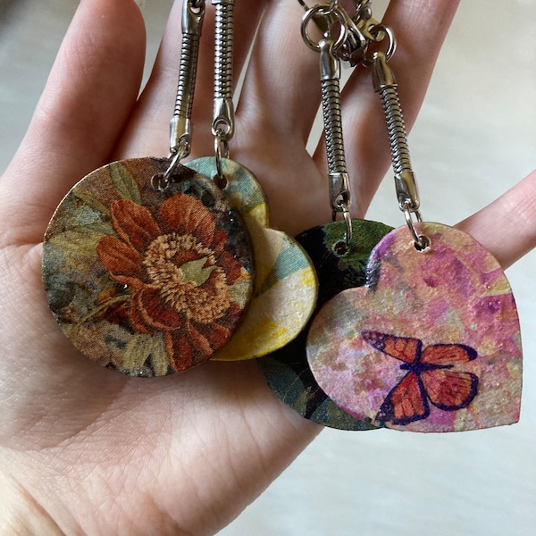 Mystery Scrap Decoupage Keychains, Random Surprise Keychain, One Inch Circle/Heart Keychain, Napkin Decoupage Keychain, Gift Favors Keychain