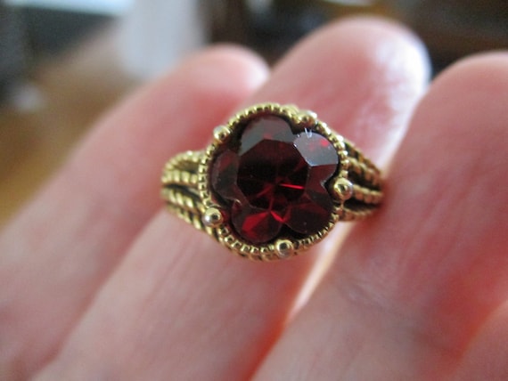 Ruby Red Faceted Stone Ring : - image 1