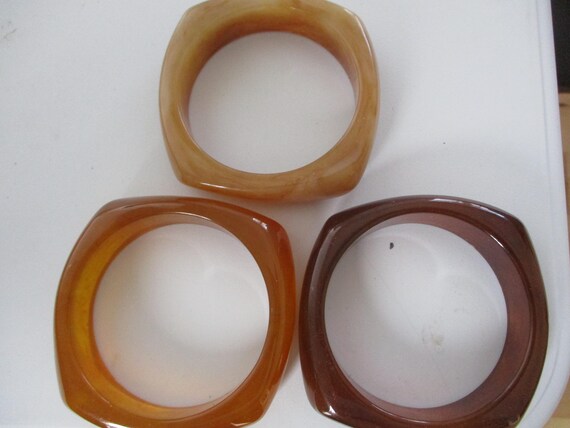 Vintage Squared Semi Translucent Bangles Set - image 8