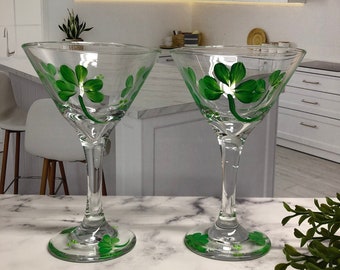 Shamrock Martini Glasses, Three Leaf Clover Martini Glasses, St Patrick's Day Martini Glasses, Irish Gift, Irishman Gift, Shamrock Gift