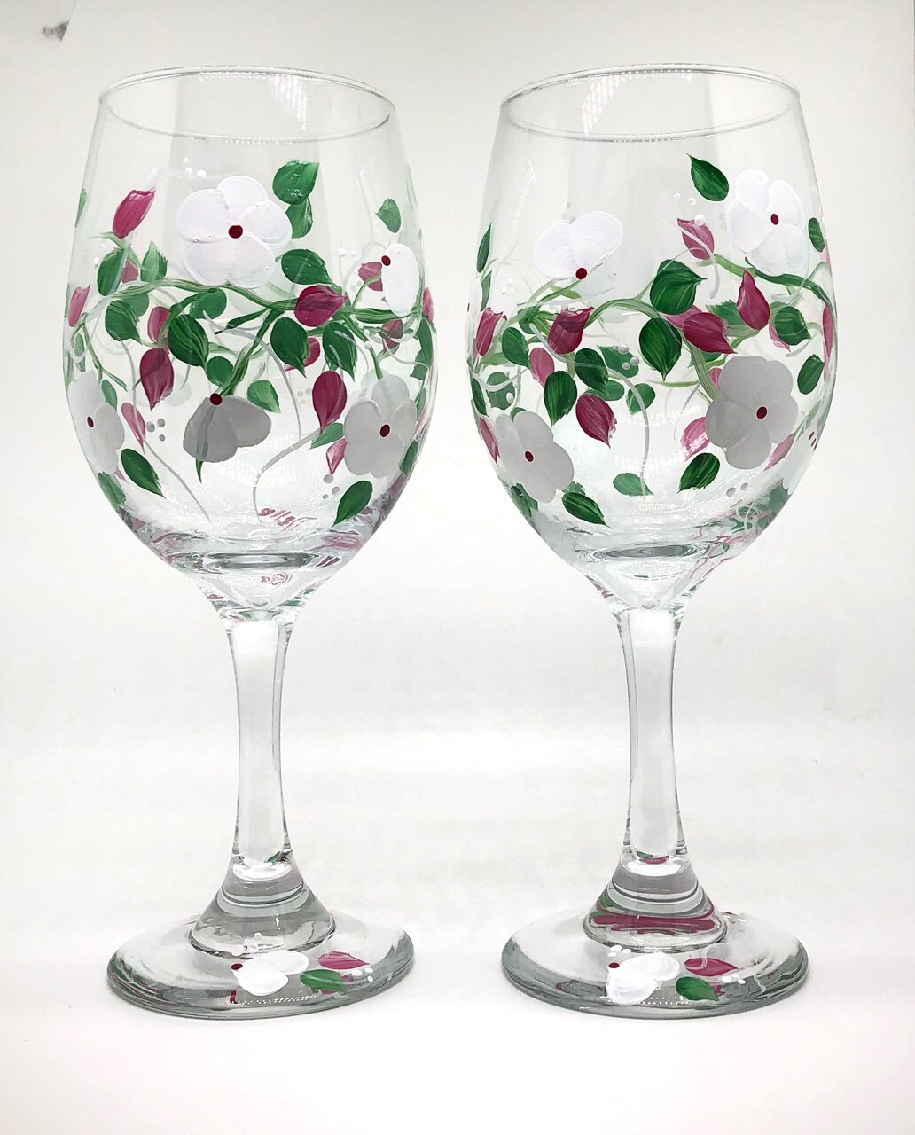 Painted Wine Glasses, Ready to Ship, Personalized, Fancy Wine Glasses, Wine Lover Gift, Mother Day Gift, Cute Gift for Mom, I Love You Mom
