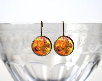 Orange Schmetterling Ohrringe - orangefarbene Blume Jewery - schönes Orange Geschenk Zubehör für Frauen - 14mm Leverback Ohrringe