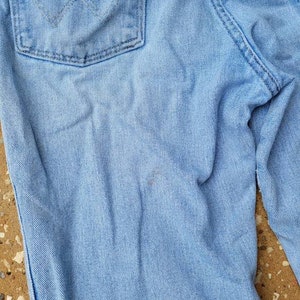 Vintage Wrangler Jeans, Distressed Wrangler Denim, Light Wash Wrangler Jeans, Size 33x30 image 8