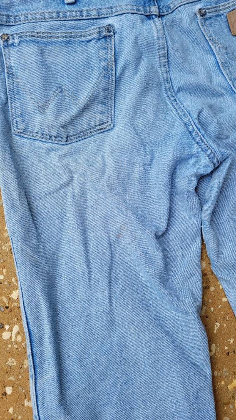 Vintage Wrangler Jeans, Distressed Wrangler Denim, Light Wash Wrangler Jeans, Size 33x30 image 8