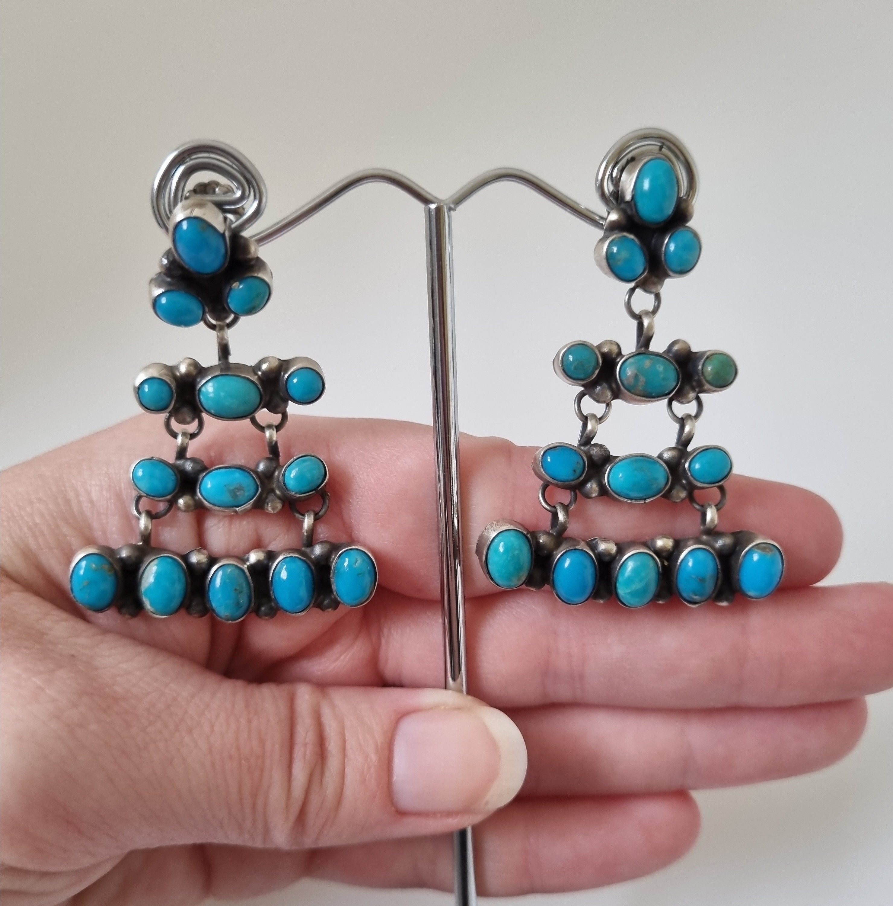 Native american jewelry artist deals