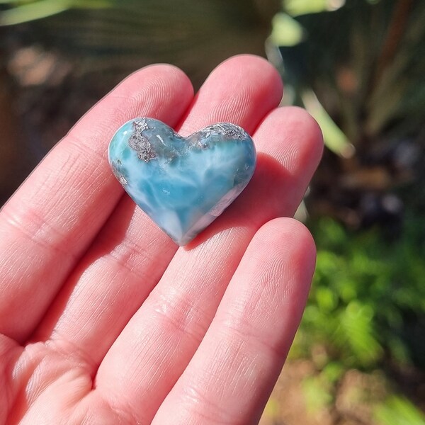 Larimar Heart AAA Grade, Atemberaubendes Stück aus der Dominikanischen Republik