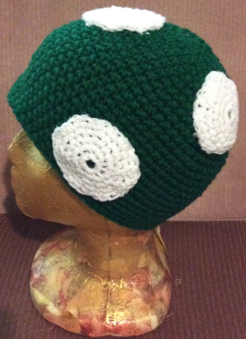 Mario bros 1up extra life mushroom beanie hat green and white | Etsy