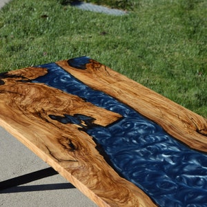 Italian Olive Wood Resin River Mesa de Centro imagen 2