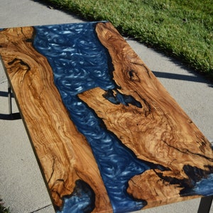 Italian Olive Wood Resin River Mesa de Centro imagen 3