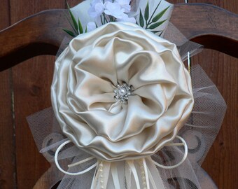 READY TO SHIP Set of 6 Ivory Pew Bows, Chair Bows, Any colors Elegant Wedding Bows Church Aisle Decorations