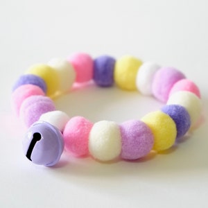 Collare per gatti carino, collare per gatti con pompon, pompon a caramella, collare per gatti di sicurezza, collare per gattini, collare per gatti divertente, collare per gatti con campanellini, collare morbido, pompon