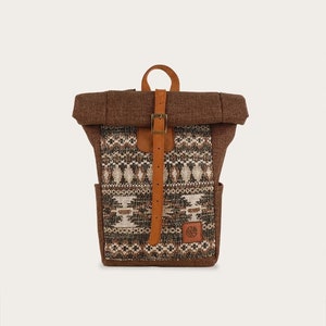 Small Brown Roll Top Backpack, Unisex Daypack, Kilim Backpack For Laptop, Men's Satchel, Ladies Boho Bag, Boho Rucksack, School Bookbag afbeelding 1