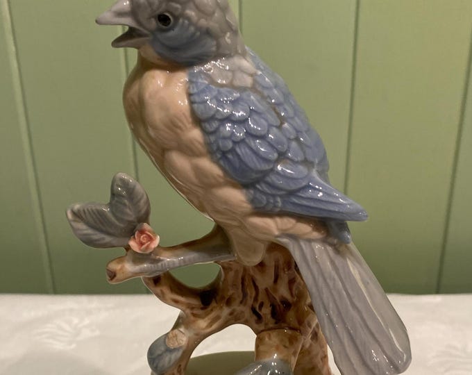 Beautiful Blue Bird Ceramic Musical Box Made in Japan Vintage 1970's