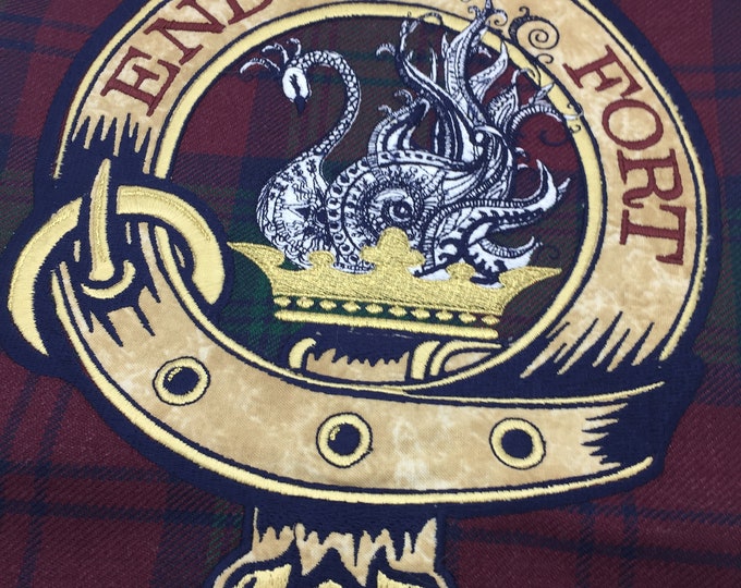XL Lindsay Clan Badge - "ENDURE FORT" - Bespoke Embroidery on 100% Pure New Wool Tartan