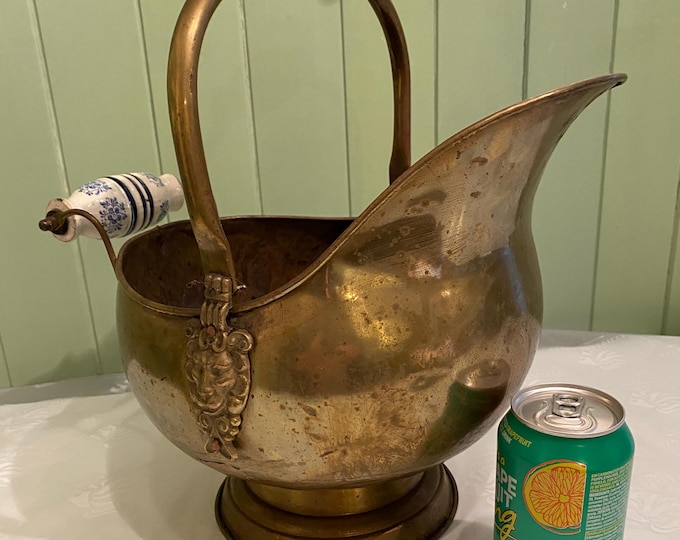 Large Vintage Coal Scuttle Copper and Brass with Lion Heads and Blue & White Ceramic Handles (or Plant Pot)