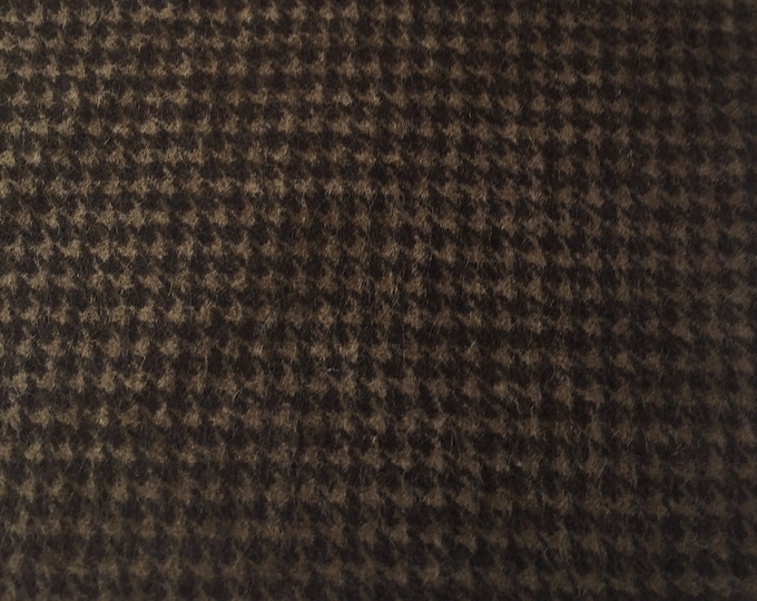 Soft Flannel Fabric - Moda Fabric - Wool & Needle Flannels by Primitive Gatherings Pattern 1052 13F