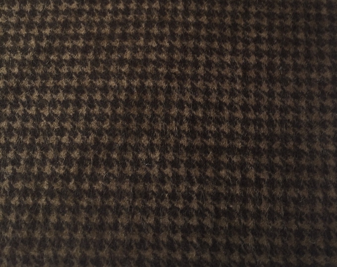 Moda Fabric - Wool & Needle Flannels by Primitive Gatherings Pattern 1052 13F