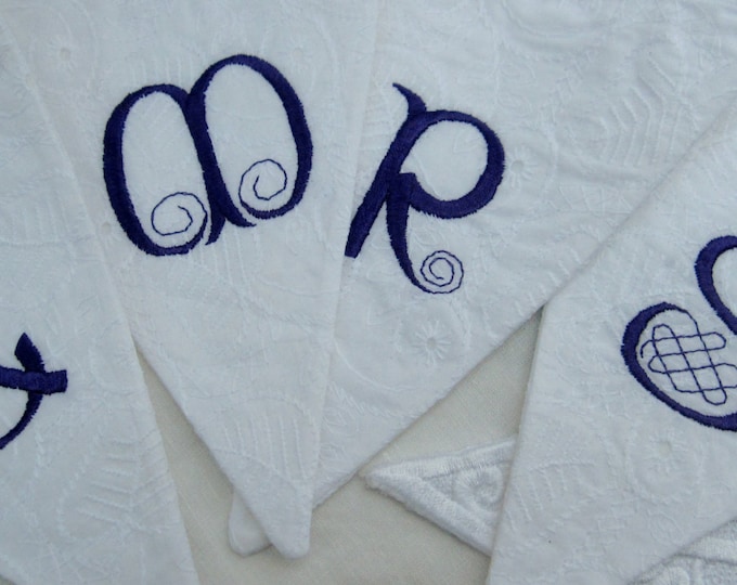 Beautiful "Mr & Mrs" White Broderie Anglaise Wedding Bunting