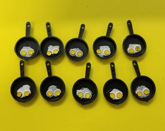 Vintage Egg in Frying Pan Charms - Hong Kong - Lot of 10