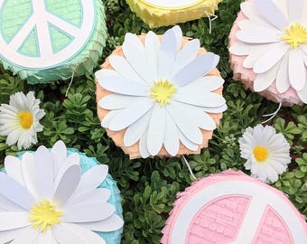Daisy Pinata Party Favor Box: Groovy Birthday, Baby Shower