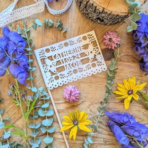 Bandera de boda de papel picado / Papel picado personalizado / Decoración rústica para boda / Centro de mesa personalizado / LulaFlora