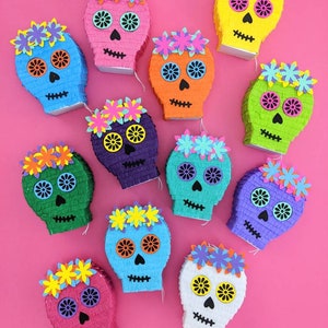 Sugar Skull Pinatas (set of 3), Party Favor, Day of the Dead, Cinco de Mayo, Dia de los Muertos, Wedding Favor, Mexican Skull, Set of 3