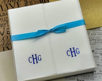Nature's Linen Einweg-Gästehandtücher, 36 Stück, Geschenkverpackung – mit Monogramm geprägt