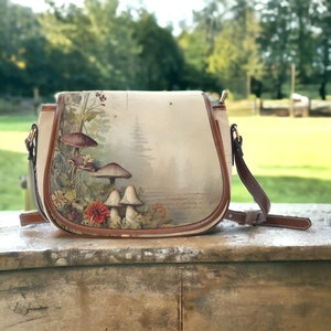 Saddle Purse, Mushroomcore, Everyday Bag,Whimsigoth,  Shoulder Bag, Cross Body Bag, Mushroom Purse, Goblincore, Crossbody Purse, Cottagecore