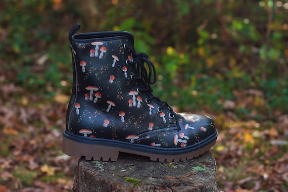 Magic Mushrooms Combat Boots Mens Leather Boots Witch Shoes  display picture 1