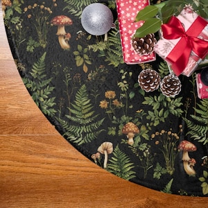 Dark Cottagecore, Mushroom Tree Skirt Witchy Cottage Witch Forest Wicca Tree Skirt, Mystical Christmas Tree Skirt Cute Pagan Christmas Decor