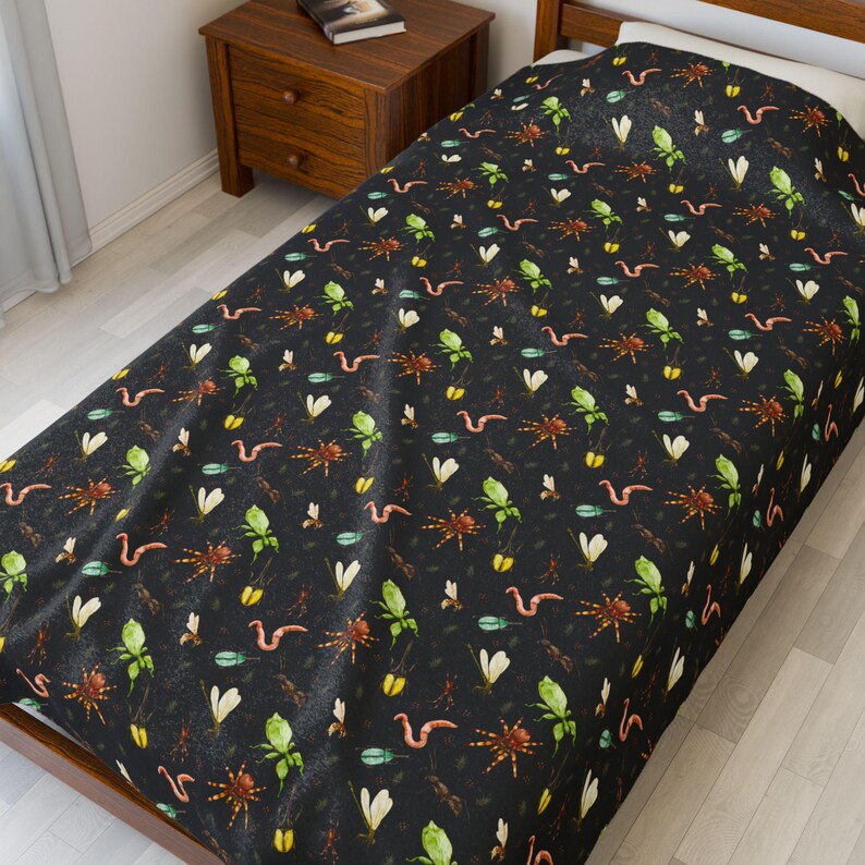 Insect Print Velveteen Plush Blanket – “Creepy Cute” Bugs Throw – Witchy Nature Gift – Entomologist Decor – Forest Witch Home Blanket image 3