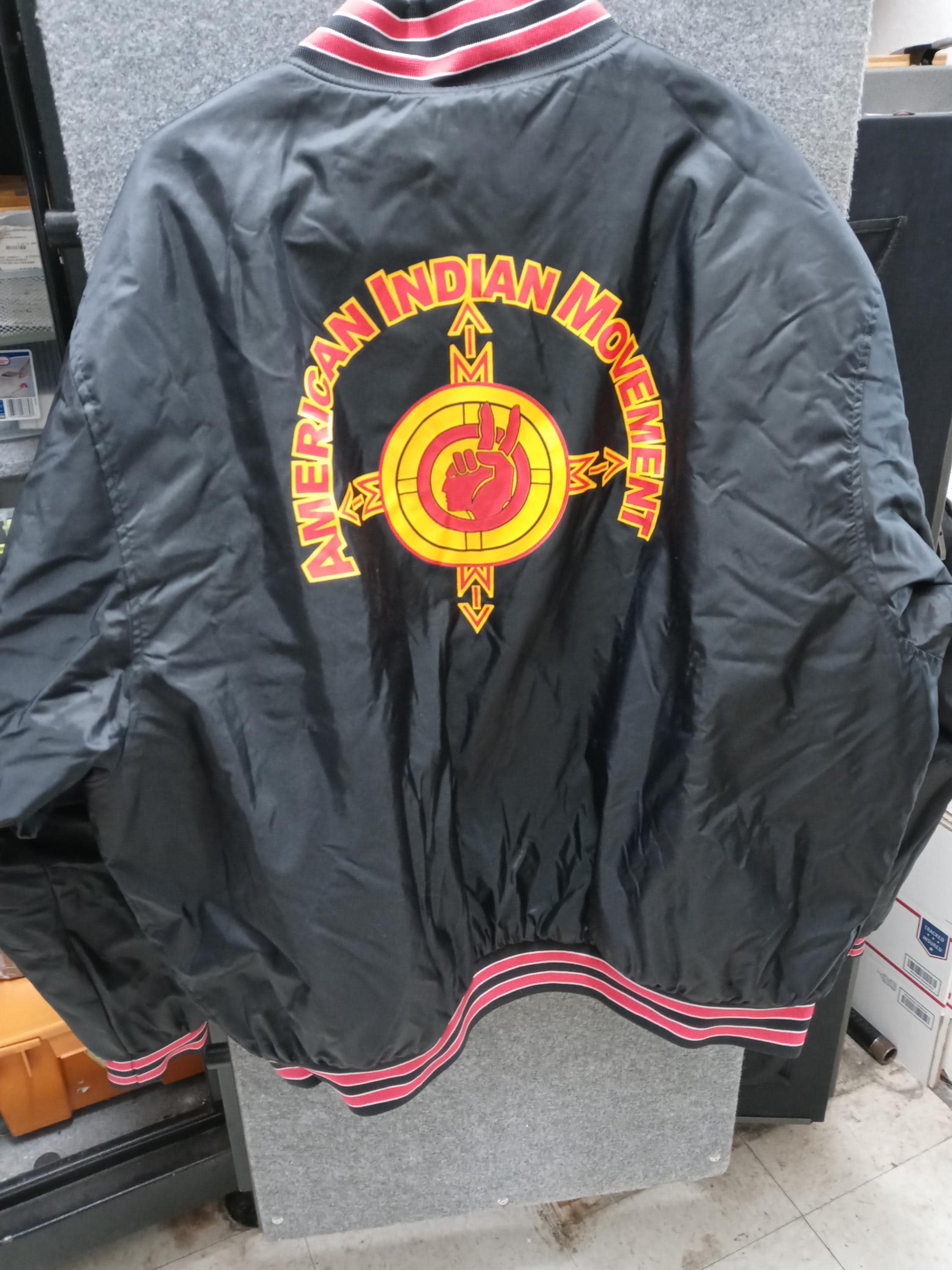 THE CRIMIE CONCHO NYLON GOWN JACKET オリーブ THE CRIMIE CONCHO NYLON GOWN JACKET オリーブ THE CRIMIE