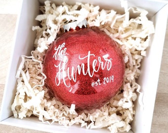 Newlywed Ornament Christmas gift with calligraphy, Personalized established ornament, Red glitter plastic ball bauble, 4" Diameter