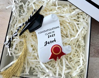 Personalisierter 3D-Abschlussschmuck: Handbeschriftetes Geschenk für Absolventen