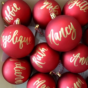 Red Christmas Ornaments Personalized, Name Ornament Ball for Family, Hand Lettered Bauble, Red Ornament Shatterproof, 3.25 inch, ONE only