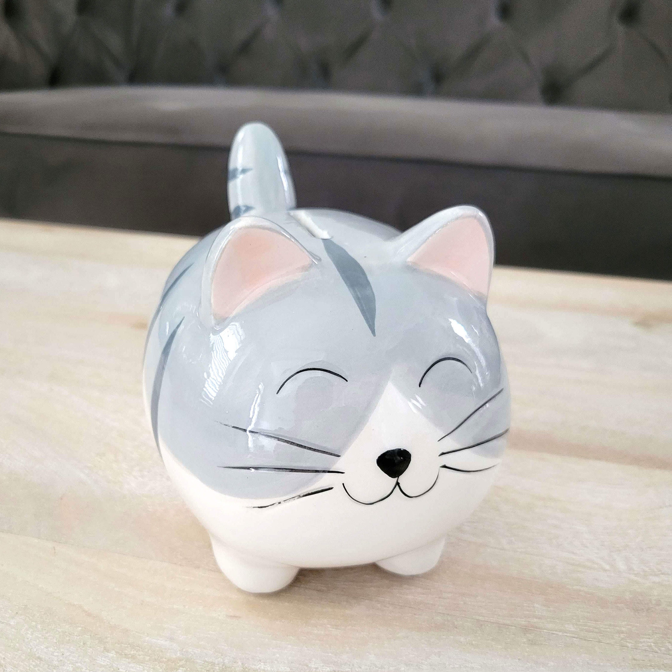 名入れ可能なセラミック製猫型貯金箱：グレーの子猫へのギフト - Etsy 日本