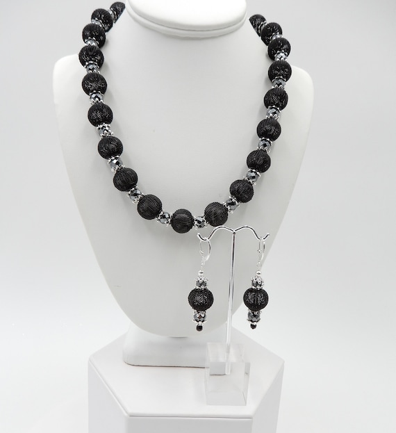 Onyx Pendant Necklace, Bracelet, & Earring Set in Sterling Silver Onyx Pendant Necklace, Bracelet, & Earring Set in Sterling Silver