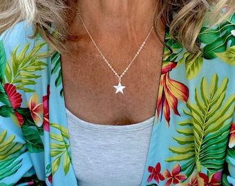 Sterling Silver STAR Necklace - Star Pendant necklace - Sterling Silver Necklace - Birthday Gift - Star Charm Necklace