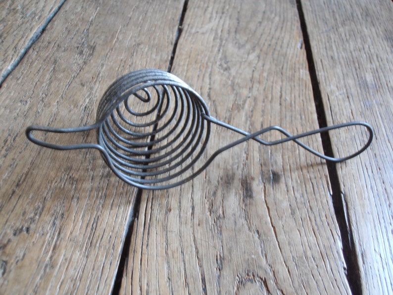 A French vintage wire egg cooker