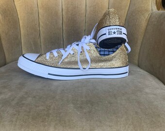 Champagne top glitter converse