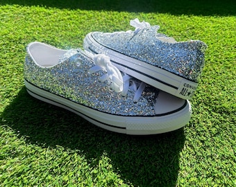 Converse All Stars con purpurina plateada: zapatos hechos a medida