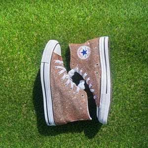 Gold Converse all stars. Metallic rose gold.