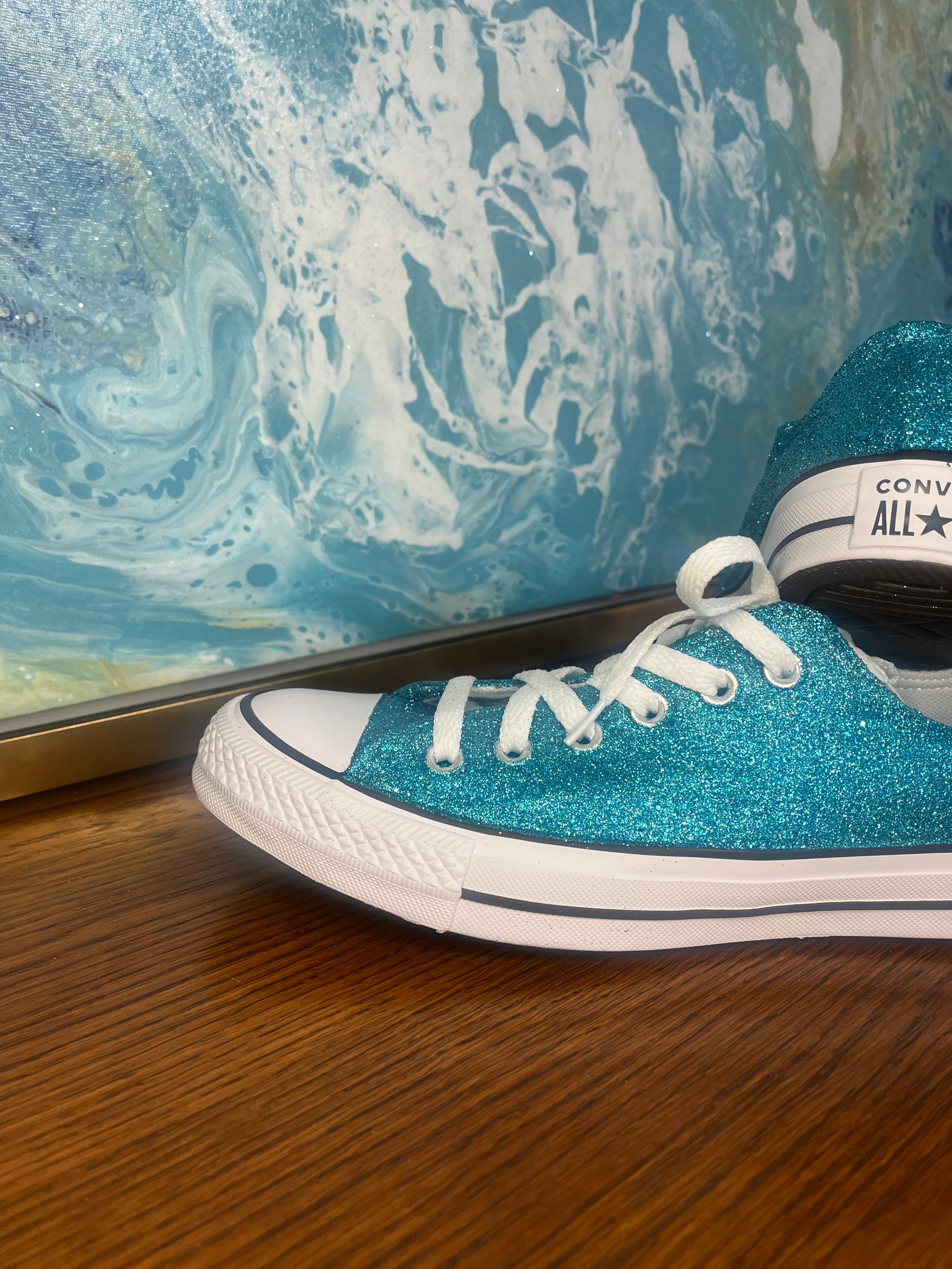 Light blue glitter converse sale