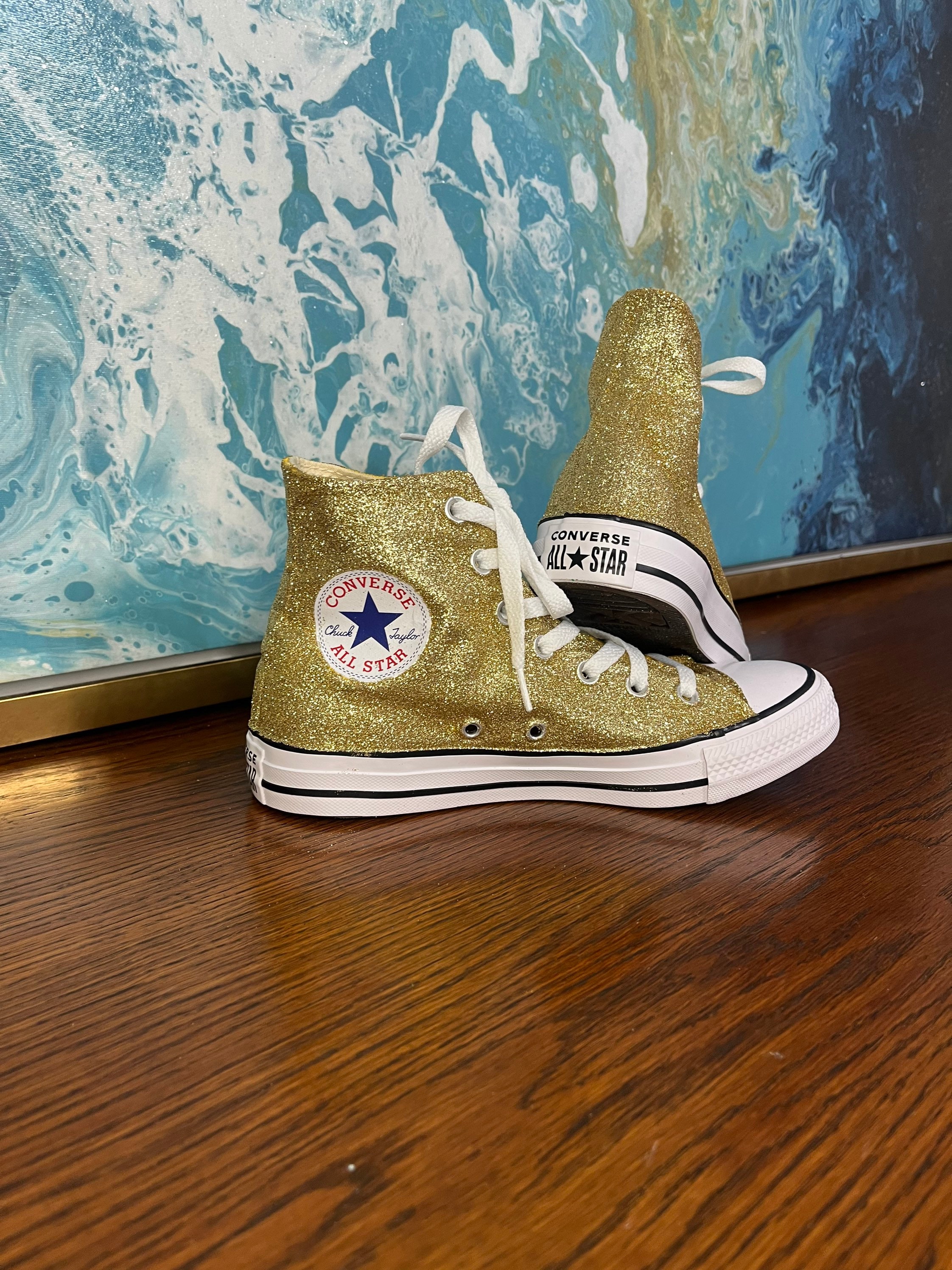 Gold glitter chucks cheap