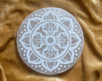 Tibetan Dorje Mandala Engraved Selenite Crystal Charging Plate Vajra Laser Etched Art Laser Engraved Selenite  Gift Buddhist Gift