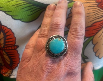 Vintage Sterling Silver and Turquoise Ring