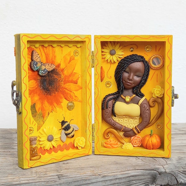 Caja del Altar de Oshun , Santuario de Oshun , Santuario hecho a mano , Altar pequeño de Oshun , Estatuas de Orisha