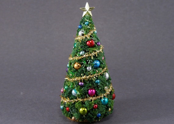 dollhouse christmas tree