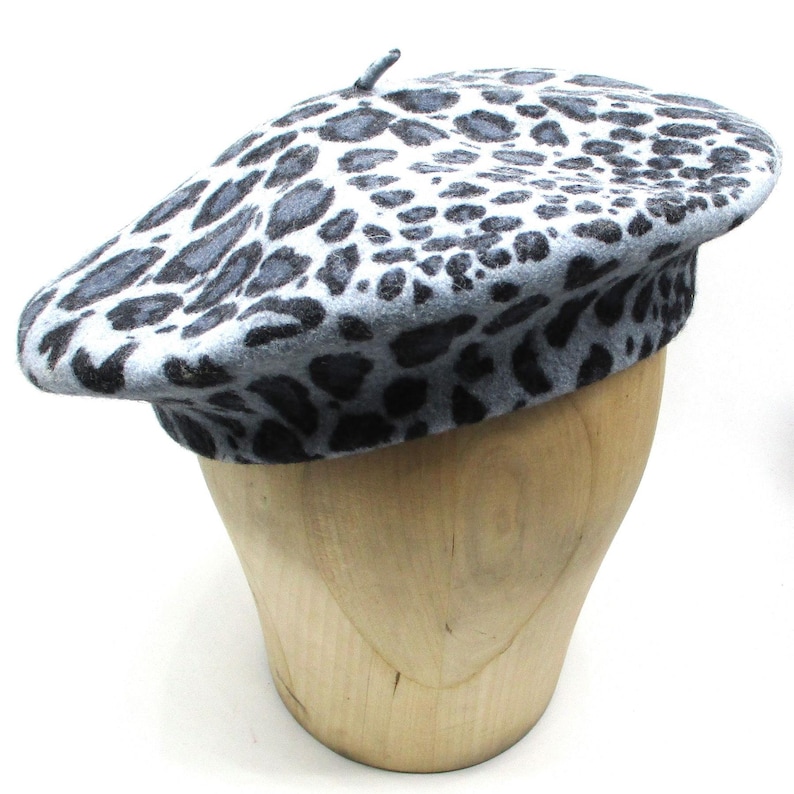 Traditional Wool Beret 27cm HA037