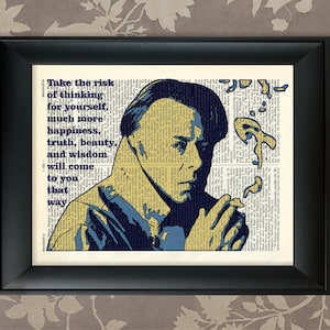 Puede incluir: Una imagen en blanco y negro de un hombre con una cita sobre correr riesgos y pensar por ti mismo. La cita dice: "Corre el riesgo de pensar por ti mismo, mucha más felicidad, verdad, belleza y sabiduría te llegarán de esa manera."